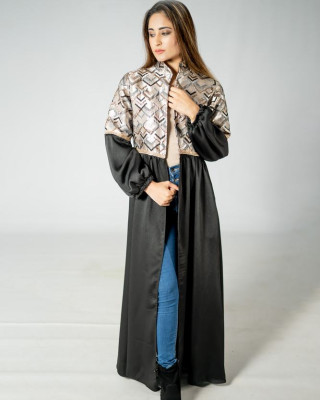 BLACK THROW WITH BROCADE 