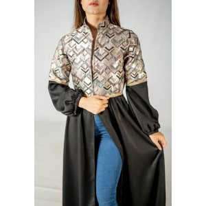 BLACK THROW WITH BROCADE 
