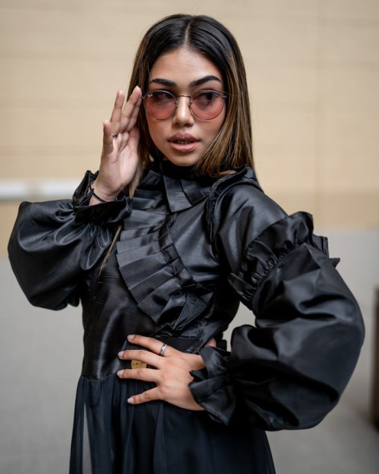 TAFFFETA THROW WITH FRONT ZIP